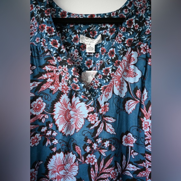 Band of The Free Floral Blouse - Picture 5 of 10